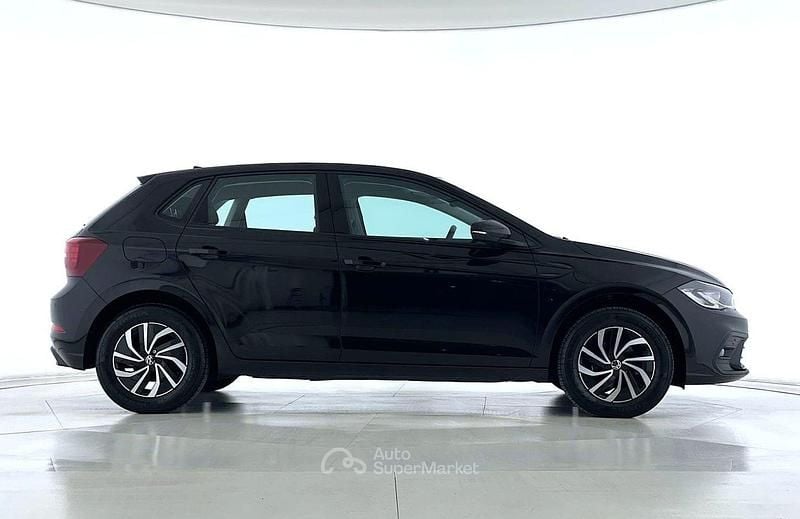 Usata VW Polo Life 80 CV (58 kW) 2023 Nero Utilitaria