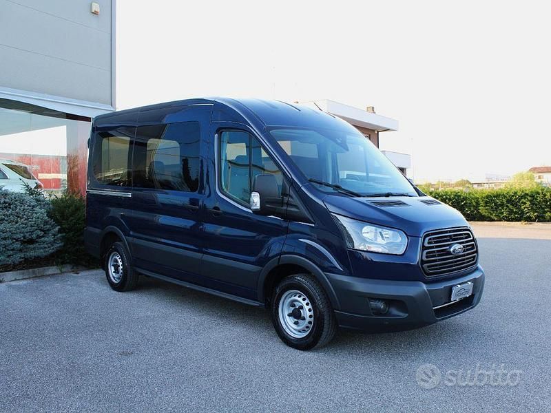Usata Ford Transit 131 CV (96 kW) 2019 Blu Monovolume