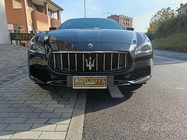 Usata Maserati Quattroporte 275 CV (202 kW) 2018 Nero Berlina