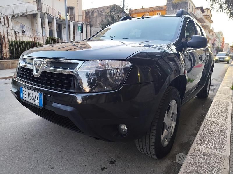 Usata Dacia Duster 105 CV (77 kW) 2013 Nero SUV