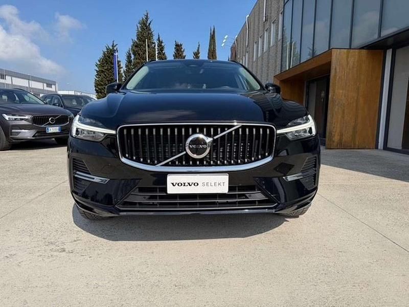 Usata Volvo XC60 Momentum 197 CV (144 kW) 2021 Nero SUV