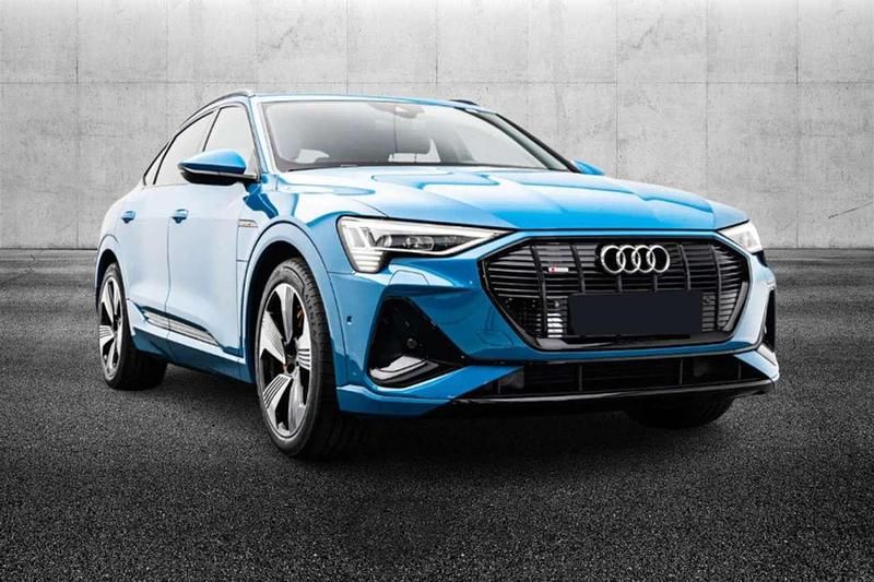 Blu/azzurro Usata 2022 Audi e-tron S-Line SUV | 43.450 € (Ottimo prezzo) - Immagine 1/4