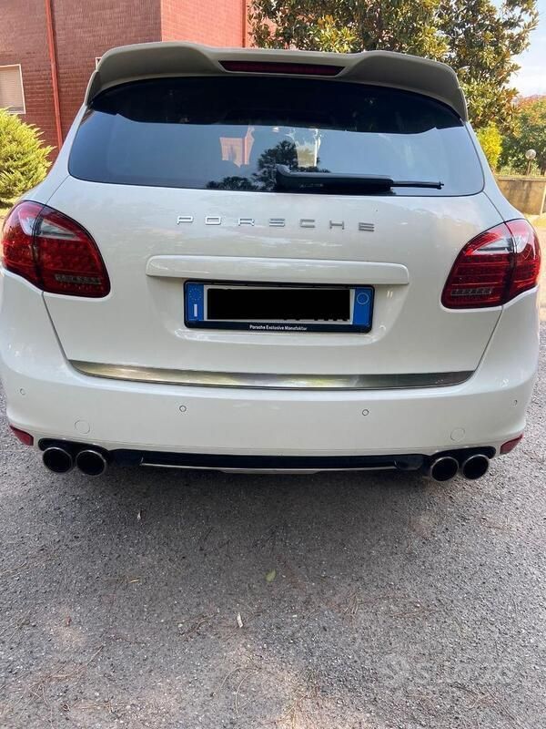 Usata Porsche Cayenne 245 CV (180 kW) 2011 Bianco SUV