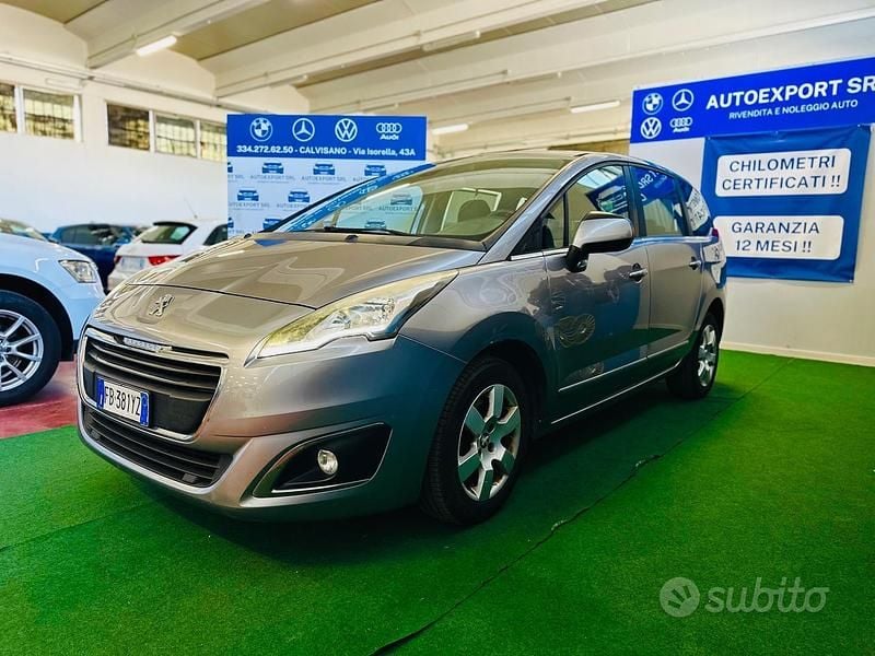 Usata Peugeot 5008 120 CV (88 kW) 2015 Grigio Monovolume
