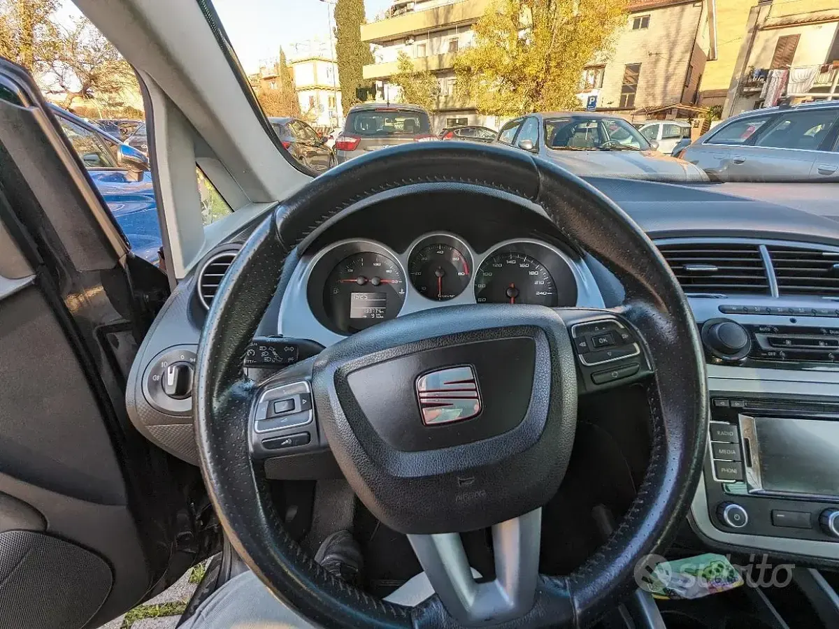 Usata Seat Altea Style 105 CV (77 kW) 2011 Nero Monovolume