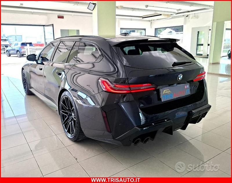 Usata BMW M5 Comfort Edition 727 CV (534 kW) 2025 Nero Station wagon