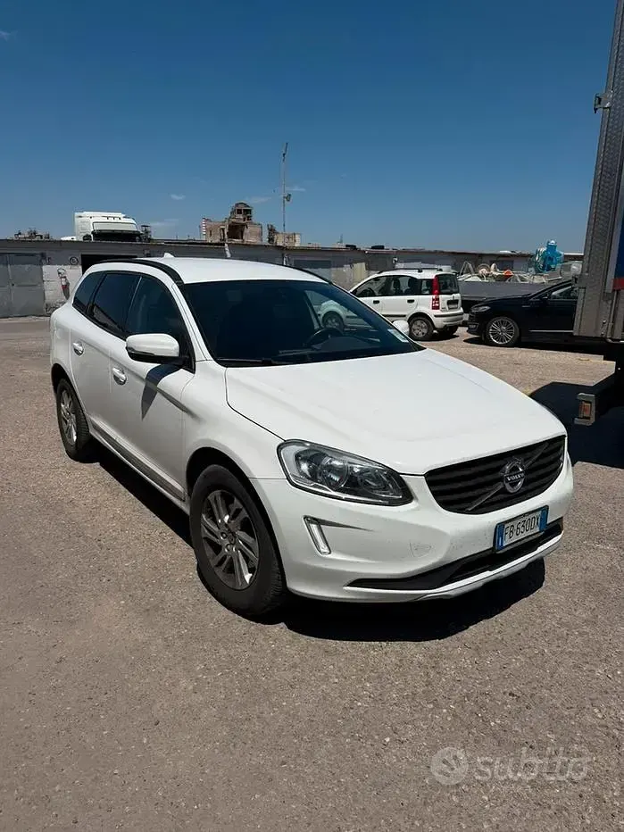 Usata Volvo XC60 190 CV (139 kW) 2015 Bianco SUV