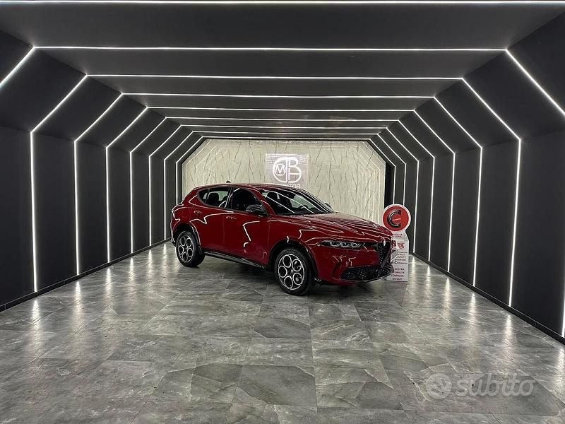 Usata Alfa Romeo Tonale Sprint 131 CV (96 kW) 2024 Rosso SUV