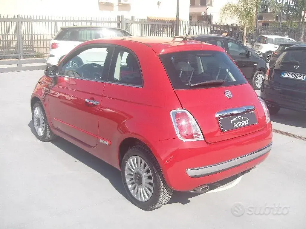 Usata Fiat 500 Lounge 69 CV (50 kW) 2010 Rosso Utilitaria
