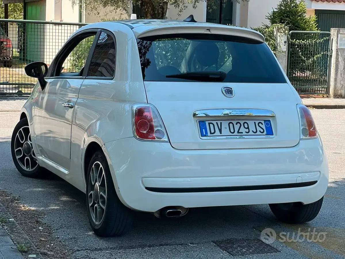 Usata Fiat 500 75 CV (55 kW) 2009 Bianco Cabrio