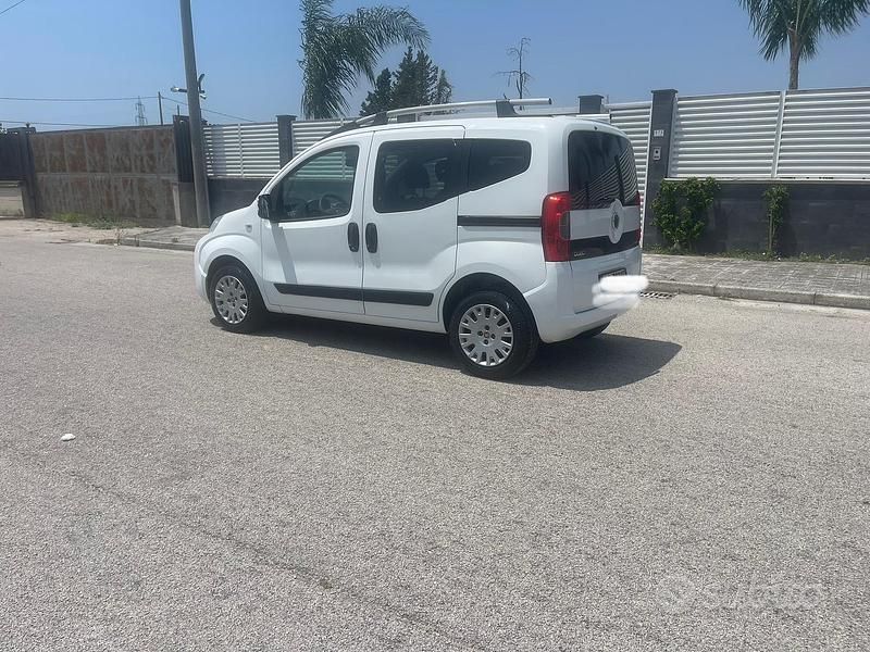 Usata Fiat Qubo Trekking 75 CV (55 kW) 2008 Bianco Monovolume