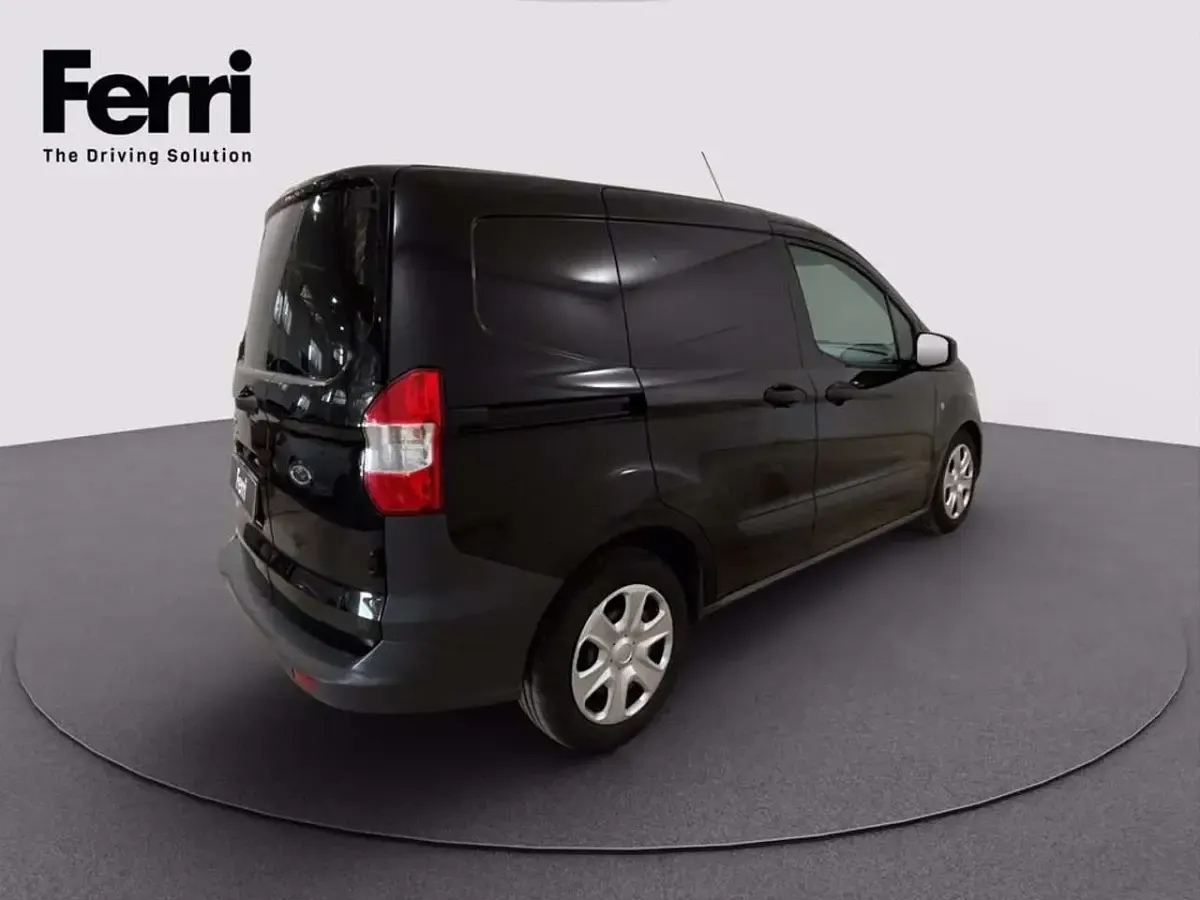 Usata Ford Transit Courier Trend 75 CV (55 kW) 2022 Nero Furgone