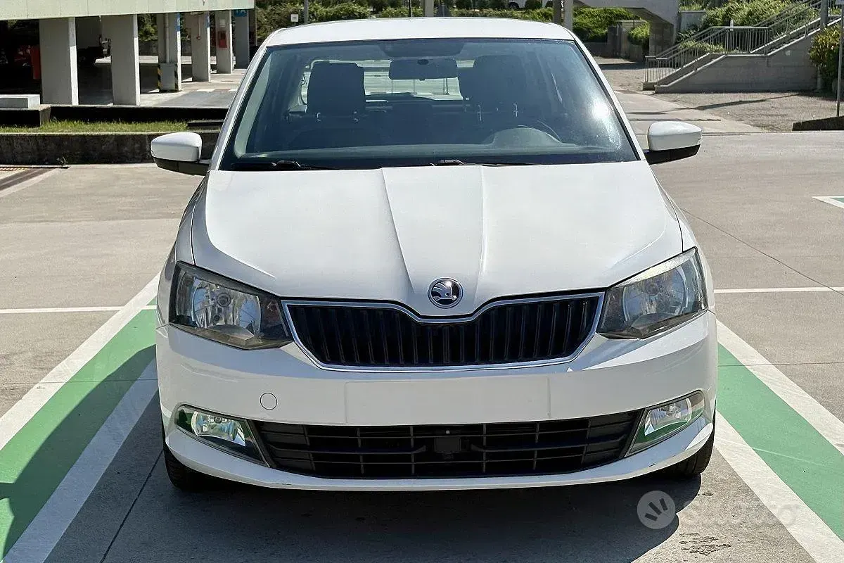 Usata Skoda Fabia Ambition 90 CV (66 kW) 2016 Bianco Utilitaria