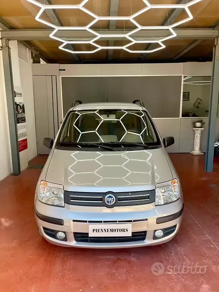Usata Fiat Panda Dynamic 60 CV (44 kW) 2006 Grigio Utilitaria