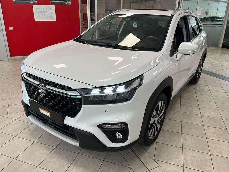 Bianco Usata 2024 Suzuki SX4 S-Cross SUV | 28.500 € (Buon prezzo) - Immagine 1/4