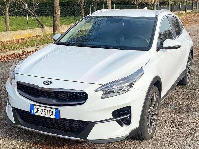 Usata Kia XCeed Style 116 CV (85 kW) 2020 Bianco SUV