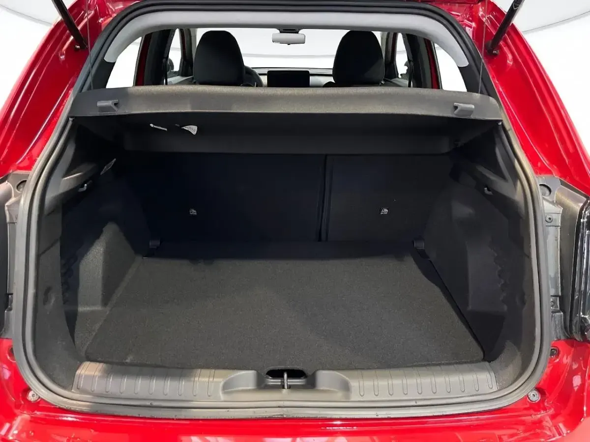 Nuova Fiat 600 145 CV (106 kW) 2025 Rosso SUV