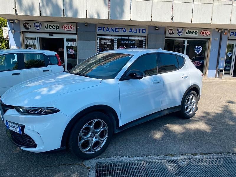 Usata Alfa Romeo Tonale Sprint 131 CV (96 kW) 2023 Bianco SUV