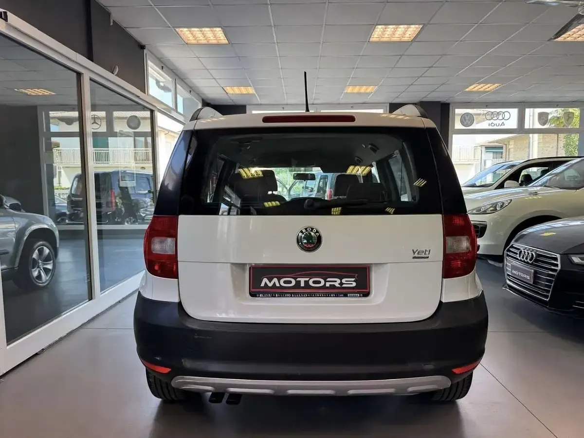 Usata Skoda Yeti GreenLine 105 CV (77 kW) 2011 Other SUV