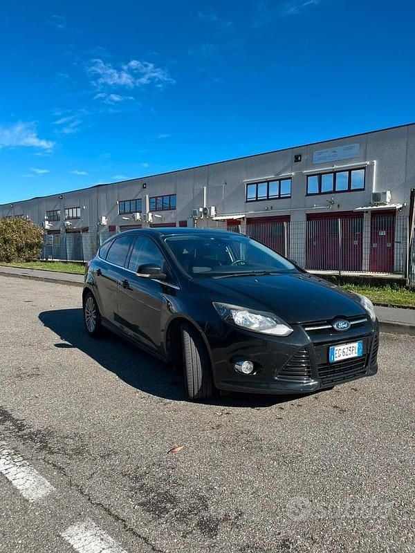 Usata Ford Focus Titanium 150 CV (110 kW) 2012 Nero Berlina
