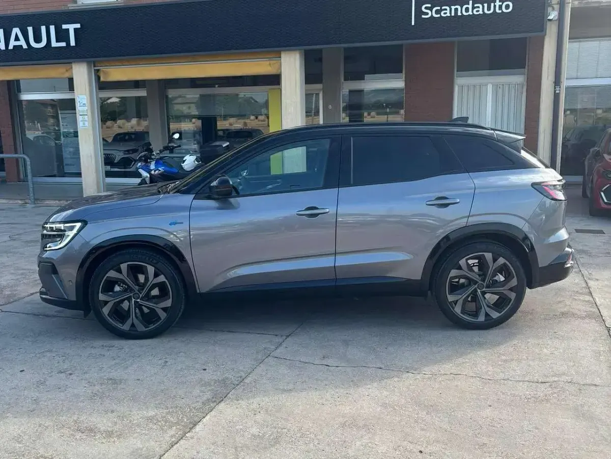 Usata Renault Austral Techno Esprit Alpine 131 CV (96 kW) 2023 Scisto SUV