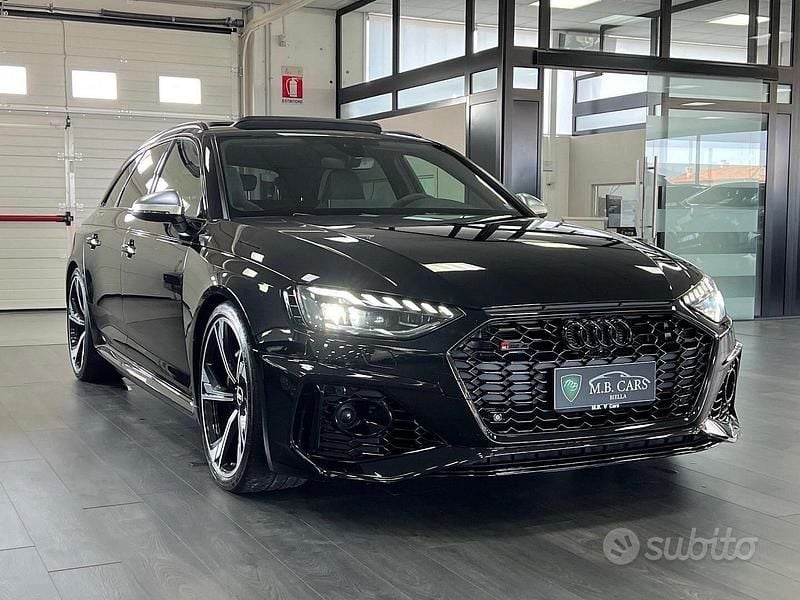 Usata Audi RS4 Ambiente 450 CV (330 kW) 2022 Nero Station wagon