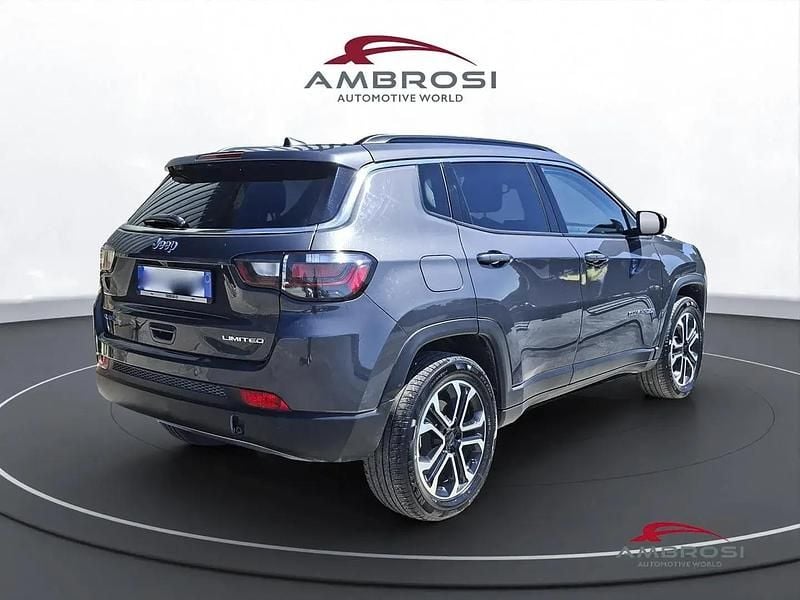 Używany Jeep Compass Limited 190 KM (139 kW) 2023 Szary SUV