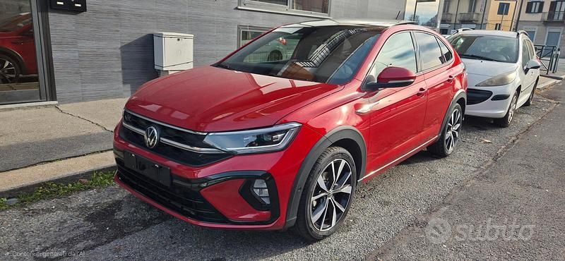 Usata VW Taigo R-line 110 CV (80 kW) 2023 Rosso SUV