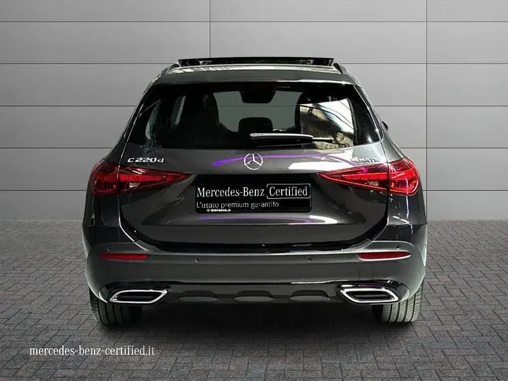 Usata Mercedes 220 Advanced 197 CV (144 kW) 2024 Grigio grafite Station wagon