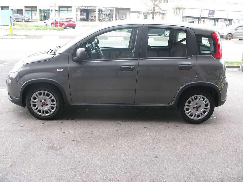 Usata Fiat Panda S 71 CV (52 kW) 2023 Grigio Utilitaria