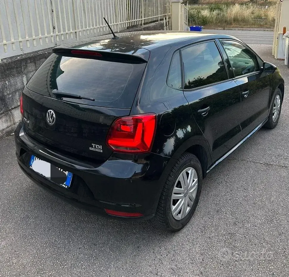 Usata VW Polo Comfortline 75 CV (55 kW) 2012 Nero Utilitaria