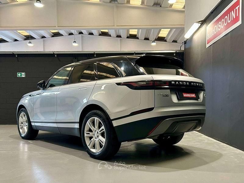 Używany Land Rover Range Rover Velar S 180 KM (132 kW) 2019 Srebrny SUV