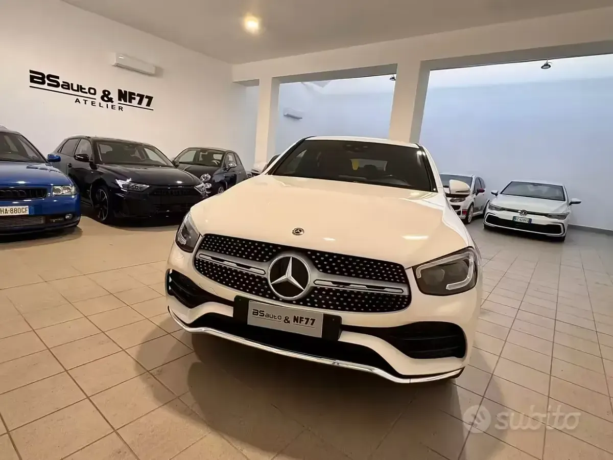 Usata Mercedes GLC200 Premium Plus 163 CV (119 kW) 2019 Bianco SUV
