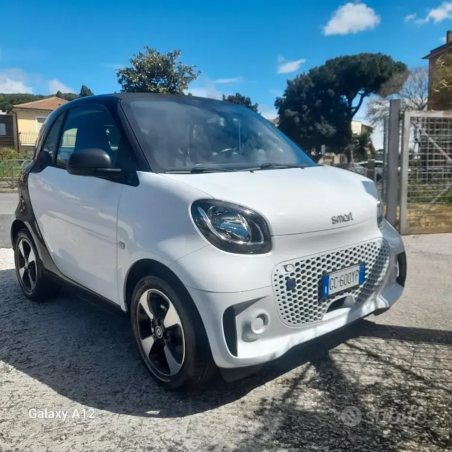 Usata Smart ForTwo Electric Drive Passion 41 kW (56 CV) 2021 Bianco Berlina