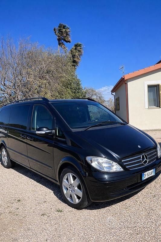 Usata Mercedes Viano 204 CV (150 kW) 2008 Nero Monovolume
