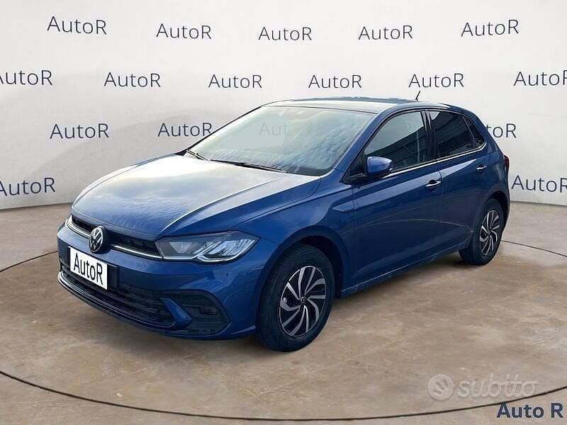 Blu Nuova 2025 VW Polo Edition Tre volumi | 21.800 € (Ottimo prezzo) - Immagine 1/3