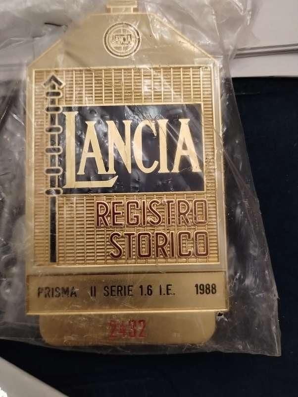 Usata Lancia Prisma 109 CV (80 kW) 1988 Bianco Berlina