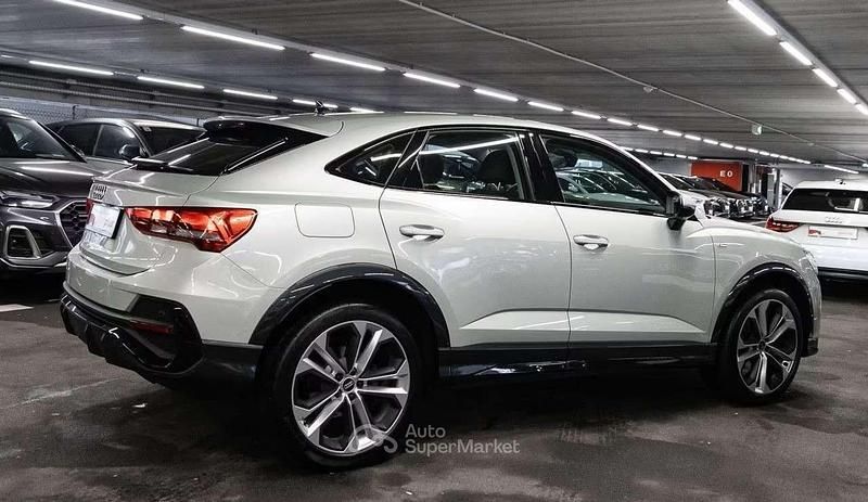 Usata Audi Q3 Sportback S-Line 150 CV (110 kW) 2023 Grigio SUV