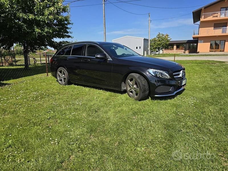 Usata Mercedes C200 136 CV (100 kW) 2016 Nero Berlina