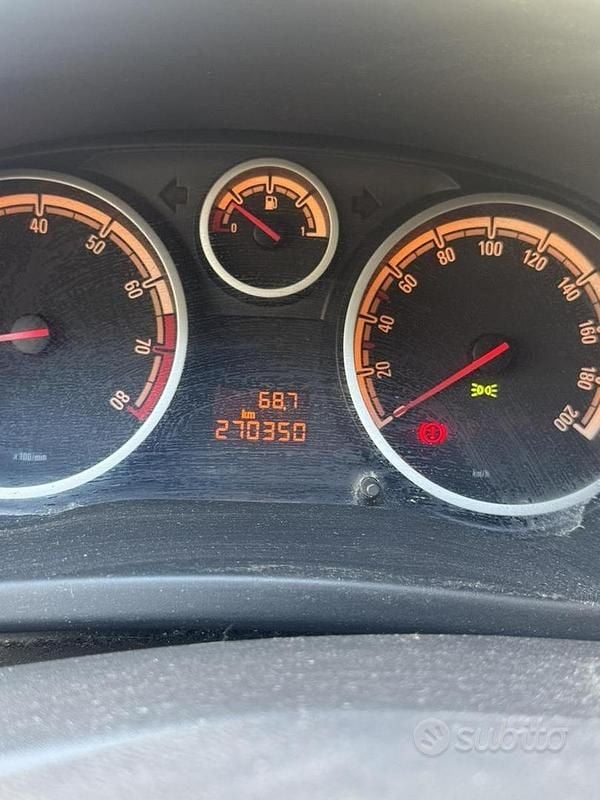 Usata Opel Corsa 80 CV (58 kW) 2008 Blu Utilitaria
