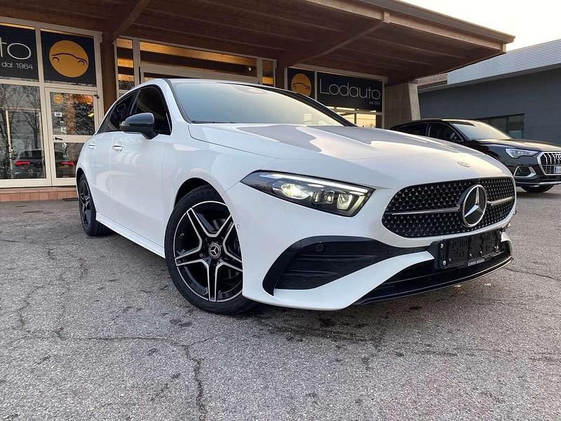 Usata Mercedes A200 AMG line 150 CV (110 kW) 2025 Bianco Berlina