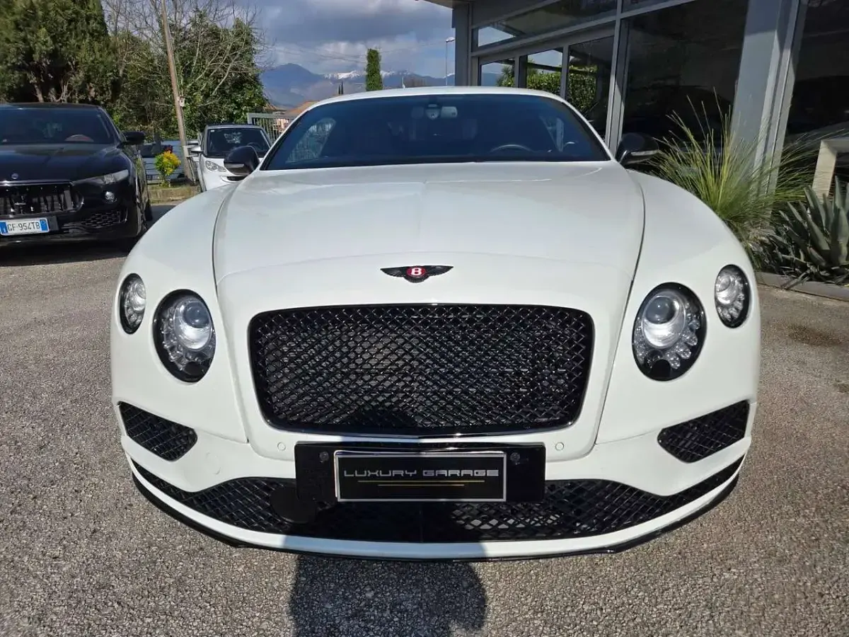 Usata Bentley Continental GT 528 CV (388 kW) 2016 Bianco Coupé