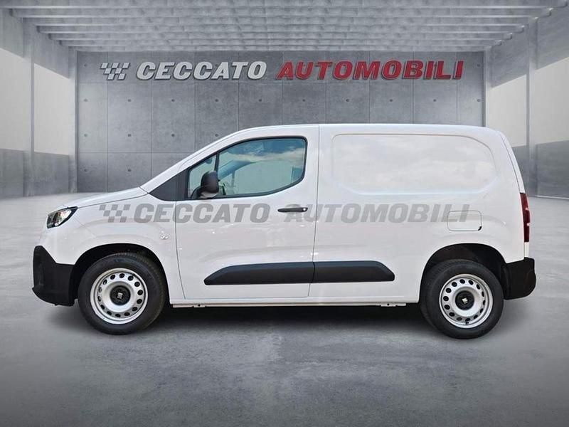Nuova Fiat Doblò 131 CV (96 kW) 2025 Bianco Monovolume