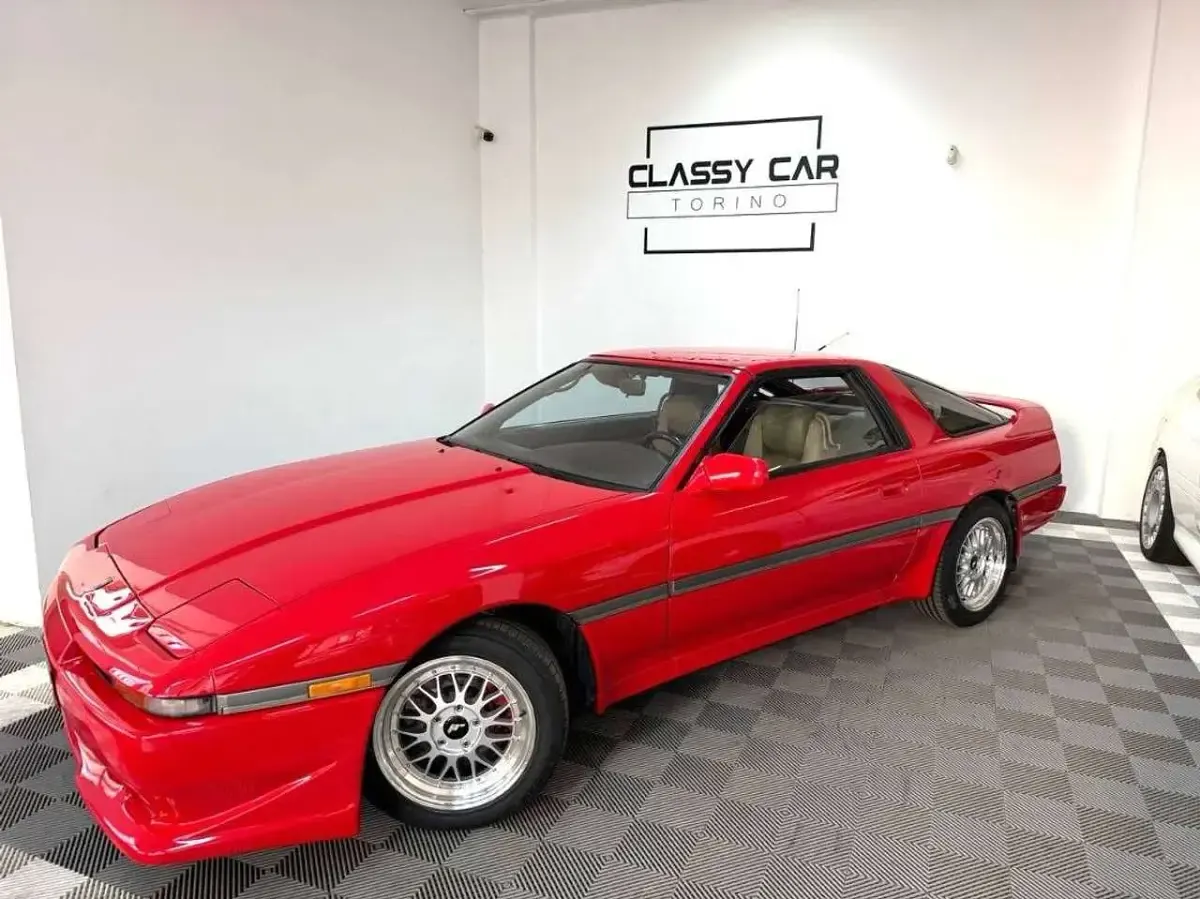 Usata Toyota Supra 235 CV (172 kW) 1989 Super red Coupé