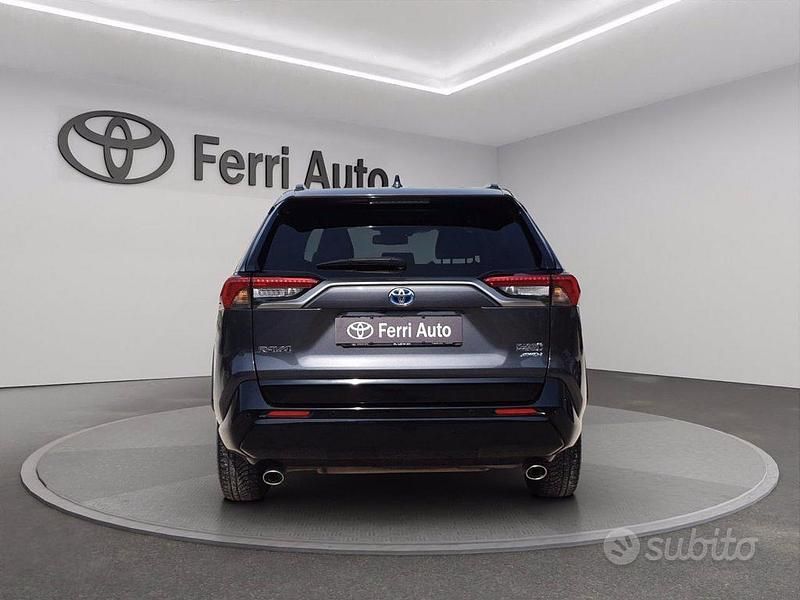 Usata Toyota RAV4 306 CV (225 kW) 2022 Grigio SUV