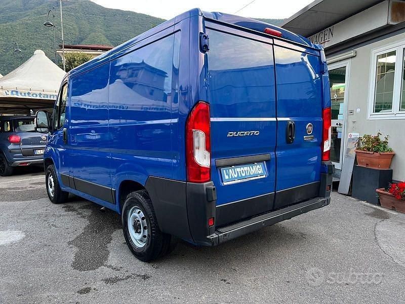 Usata Fiat Ducato 120 CV (88 kW) 2020 Blu/azzurro Furgone