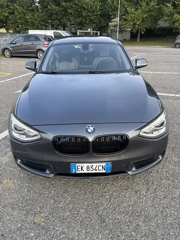 Usata BMW 118 143 CV (105 kW) 2011 Utilitaria