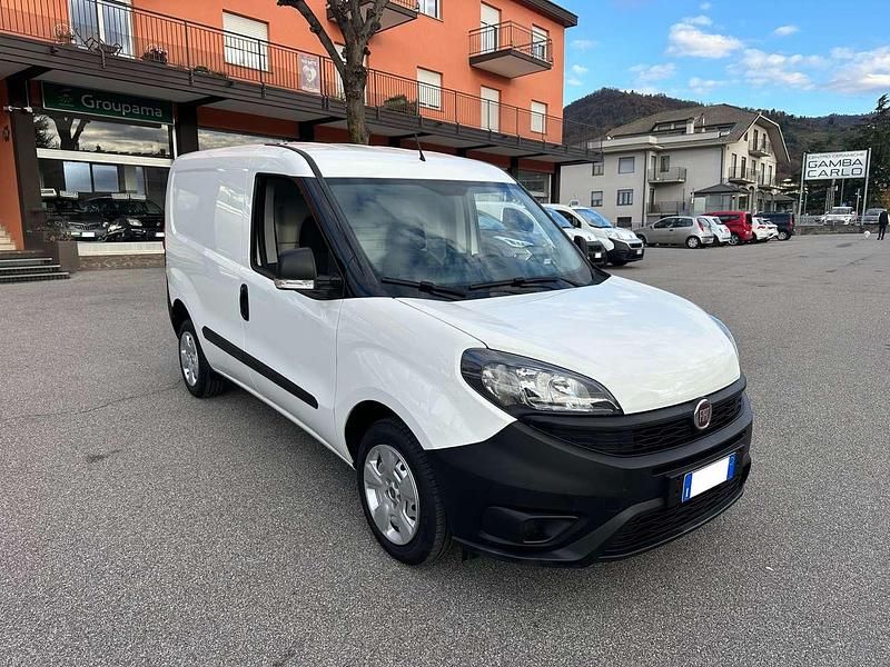 Bianco Usata 2022 Fiat Doblò Easy Monovolume | 12.700 € (Ottimo prezzo) - Immagine 1/4