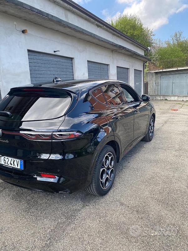 Usata Alfa Romeo Tonale Sprint 131 CV (96 kW) 2024 Nero SUV