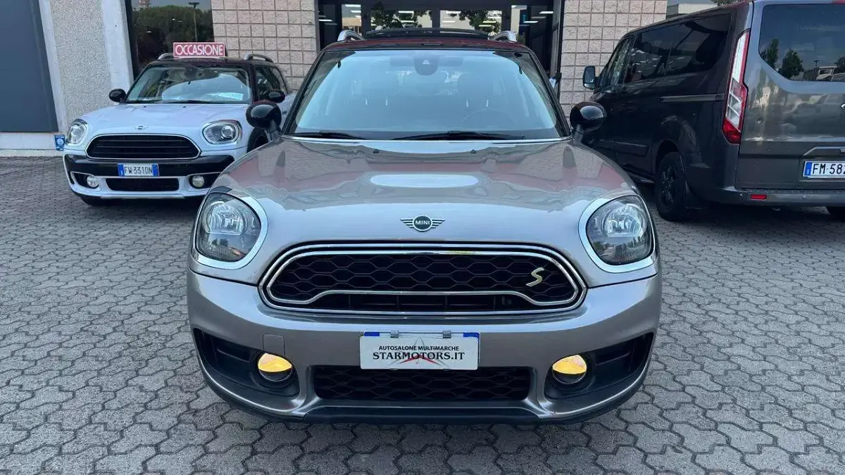 Usata Mini Cooper S Countryman Business 136 CV (100 kW) 2018 Grigio SUV